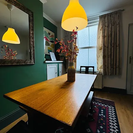 The Cosy Home In Burton. Sleeps 5. Fast Wi-Fi Exterior foto