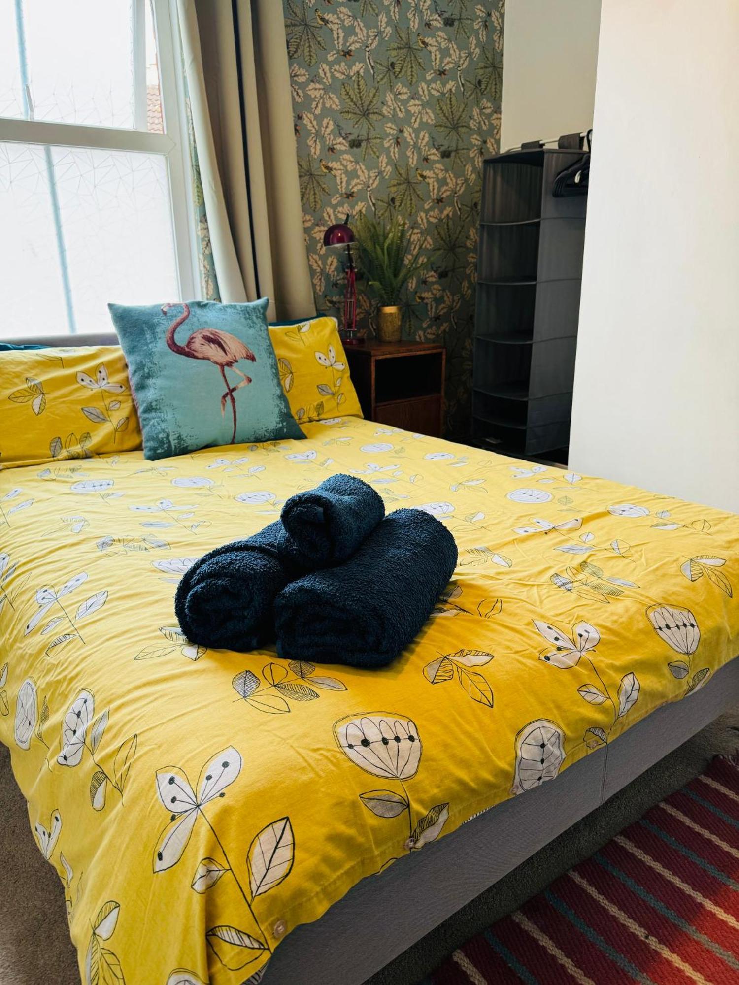 Holiday home The Cosy In Burton. Sleeps 5. Fast Wi-fi *